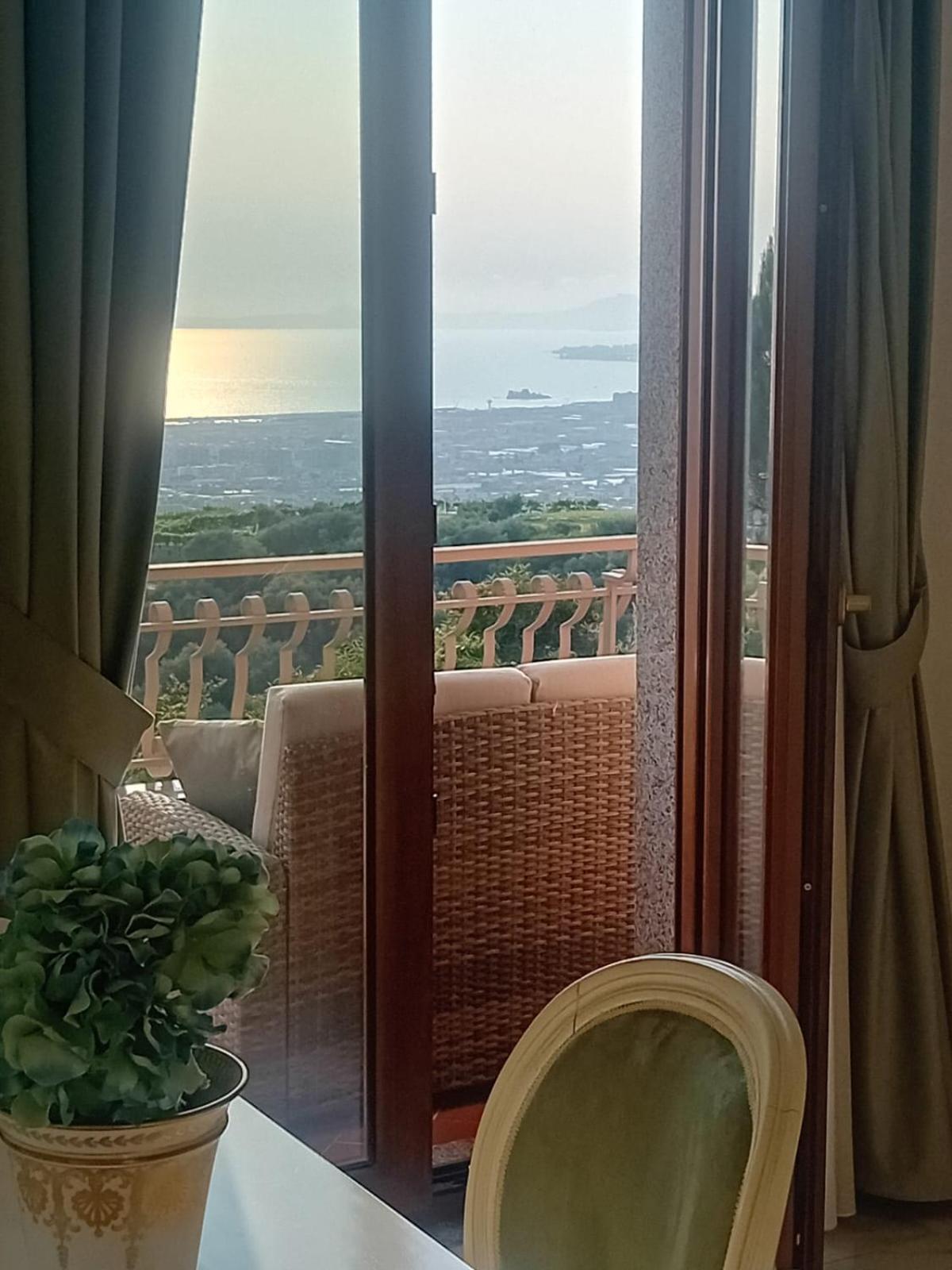 La Vigna Del Vento Bed & Breakfast Casola di Napoli Dış mekan fotoğraf