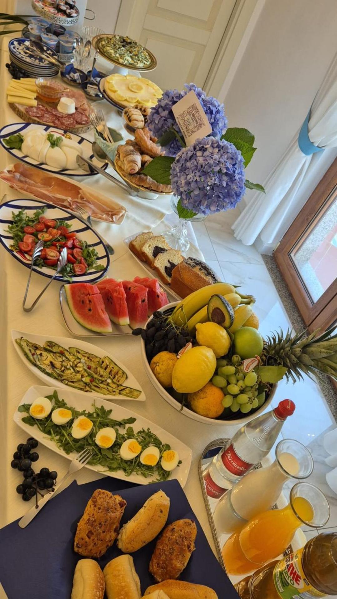 La Vigna Del Vento Bed & Breakfast Casola di Napoli Dış mekan fotoğraf